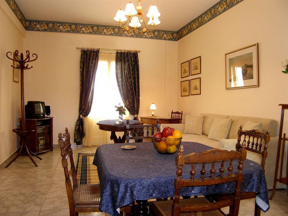 Emilia Luxury Apartments Megas Gialos - Nites Exterior photo