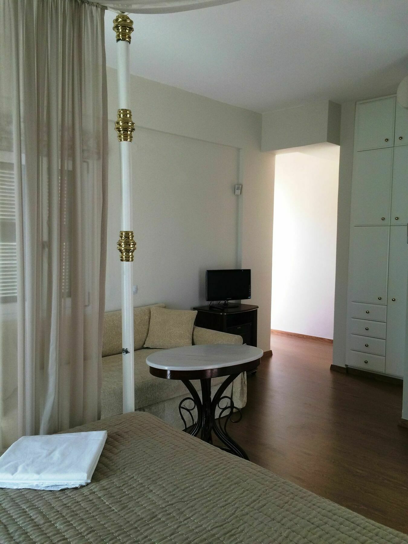 Emilia Luxury Apartments Megas Gialos - Nites Exterior photo